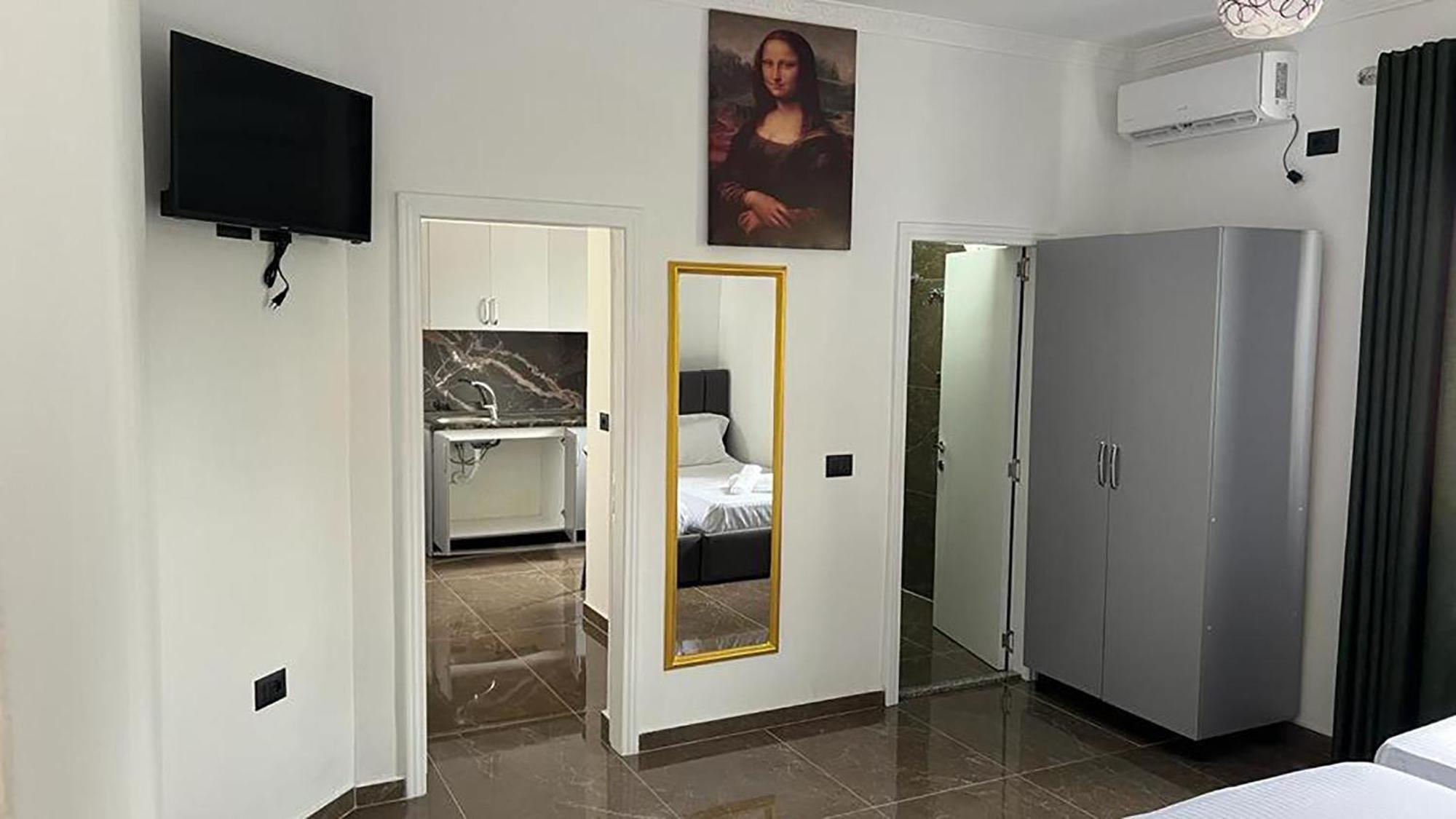 Vila Aaron Durres Exterior photo