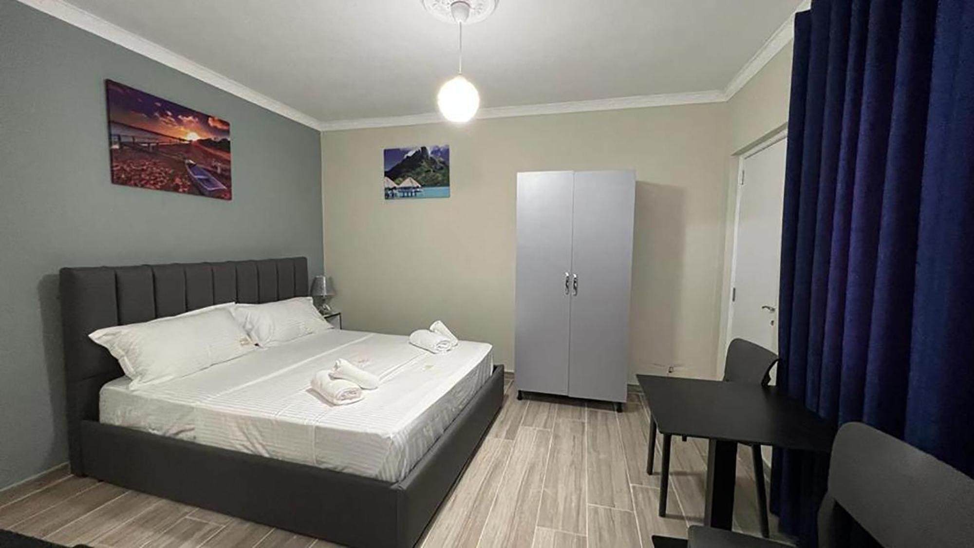Vila Aaron Durres Exterior photo