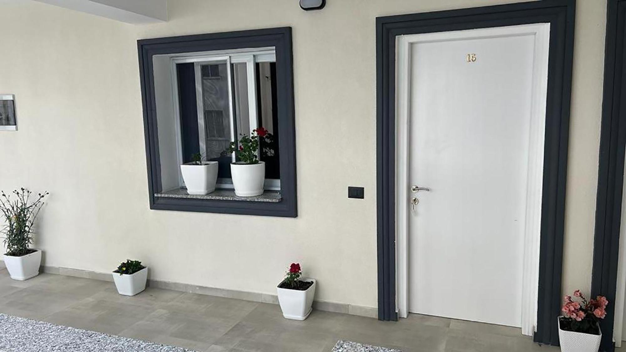 Vila Aaron Durres Exterior photo