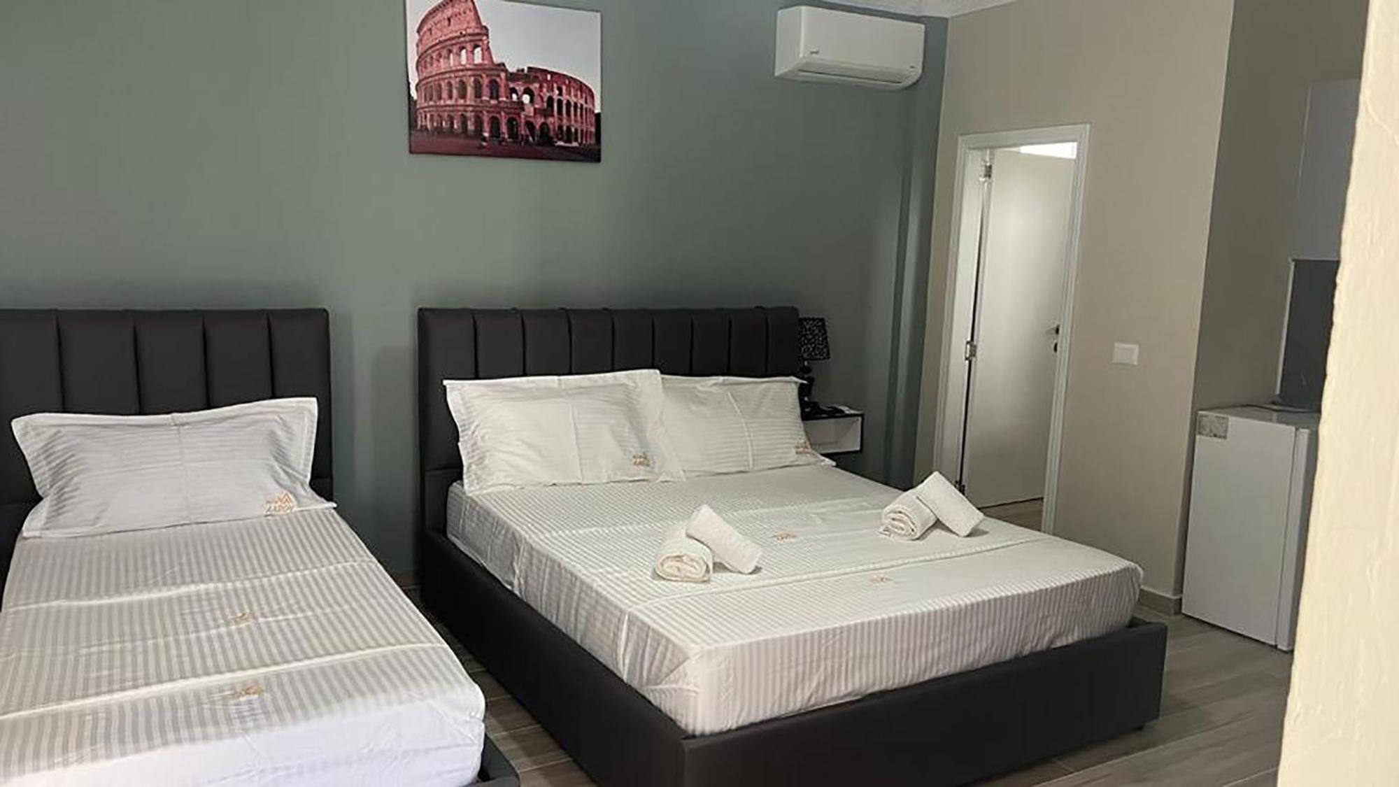 Vila Aaron Durres Exterior photo