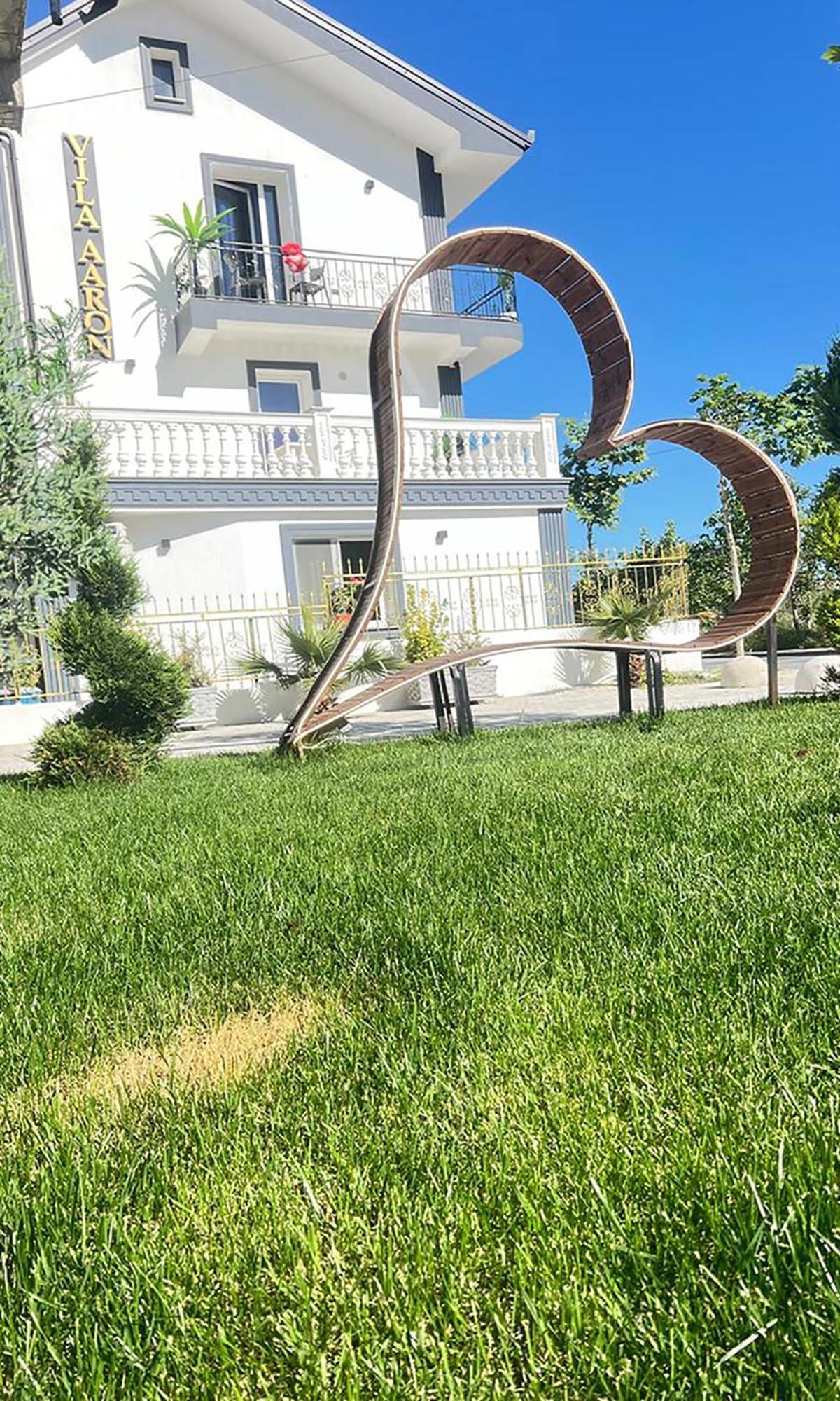 Vila Aaron Durres Exterior photo